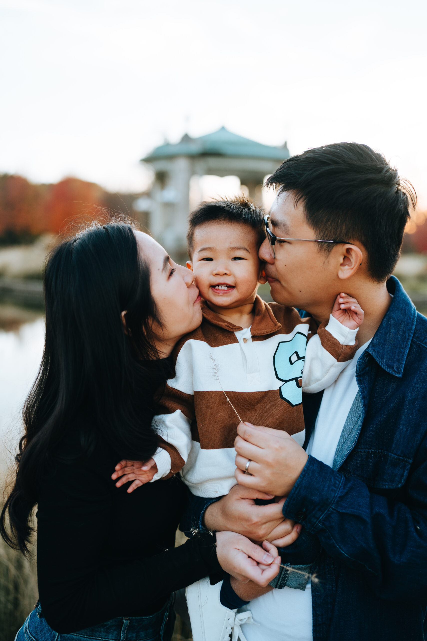 Family Photoshoot in Forest Park